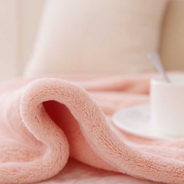 Summer Essential | Luxurious Milk Fleece Blanket
