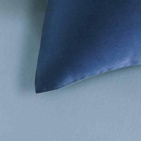 Long-Staple Cotton Color-Block Bedding Set – 4 Pieces