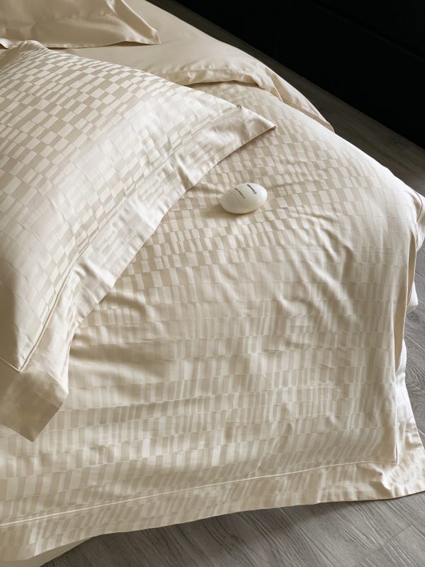 微信图片_20250526141634 Long-Staple Cotton Jacquard Bedding Set – 4 Pieces